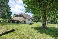 Chalet / Gîte with dormitories close to the Pléiades slopes