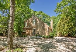 East Hampton Springs Cottage