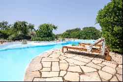 Captivating trulli with pool near Ostuni