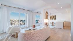 Cannes Amazing harbour view top floor 4-room apartment