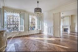 Beautiful apartment with unobstructed view of the city hall