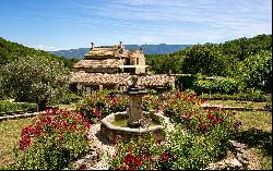 Bastide with swimming pool