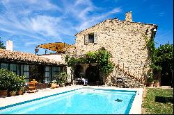 Bastide with swimming pool