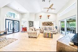 16501 Deer Path Ln, Wellington, FL