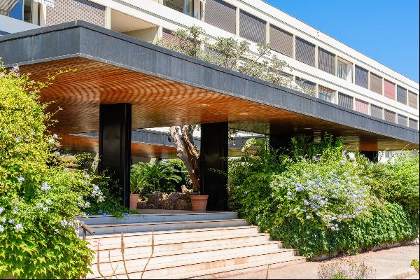 Bandol - Apartment with Sea View, Pools, and Tennis Courts