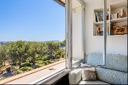 Bandol - Apartment with Sea View, Pools, and Tennis Courts