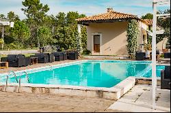 Montpellier 20 minutes -  Property with swimming poolsin the heart of a park