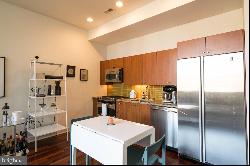 1101 Locust Street Unit 7K, Philadelphia PA 19107