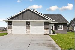 883 Escalade Lane SE, Owatonna MN 55060