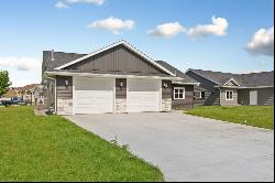 883 Escalade Lane SE, Owatonna MN 55060