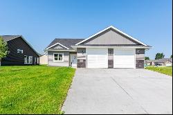 873 Escalade Lane SE, Owatonna MN 55060