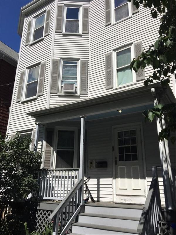 68 Chestnut St #2, Brookline MA 02445