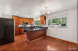 7713 Greenridge Loop SW, Olympia WA 98512