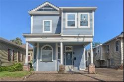 2330 32 Jefferson Avenue, New Orleans LA 70115