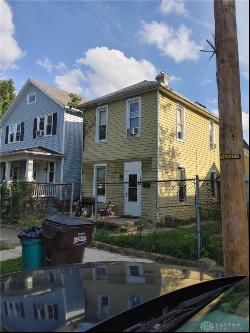 131 E Liberty Street, Springfield OH 45505