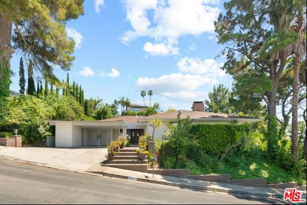 9524 Highridge Drive, Beverly Hills CA 90210