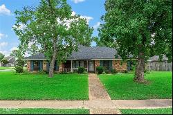 452 Mayfair Drive, Bossier City LA 71111