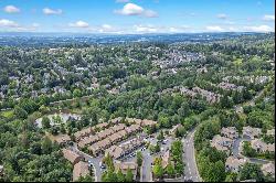 10232 NW VILLAGE HEIGHTS DR Portland, OR 97229