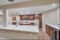 1102 Holiday Court, Granbury TX 76048