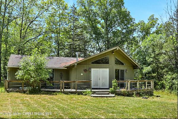 83 Sages Loop Road, Kerhonkson NY 12446