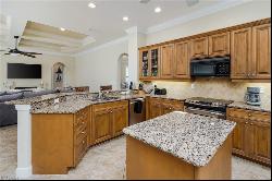 8754 Hideaway Harbor CT, Naples FL 34120