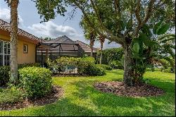 8754 Hideaway Harbor CT, Naples FL 34120