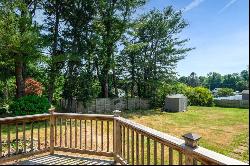 16 Stevenson Road, Kittery ME 03904