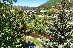 Experience resort convenience in this two-story, top-floor Copper Mountain.