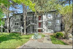 11114 NE 125th Lane Unit #G-326, Kirkland, WA 98034