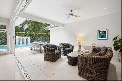 Exquisite Luxury Living at Peregian Springs Premier Address