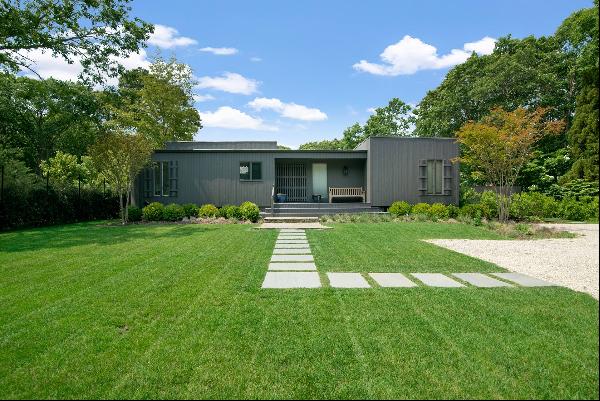 1 Oakwood Court, Wainscott, NY, 11975, USA