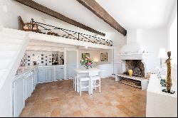 Sole agent - Charming Apartment with Rooftop Terrace in Saint-Tropez