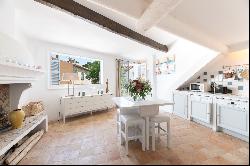 Sole agent - Charming Apartment with Rooftop Terrace in Saint-Tropez