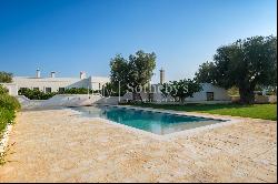 Splendid renovated Masseria between Ostuni and the sea