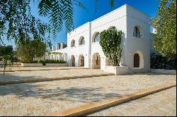 Splendid renovated Masseria between Ostuni and the sea