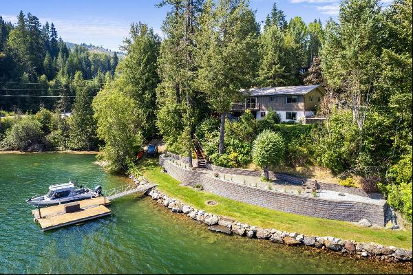 600' Waterfront Home Pend Oreille River