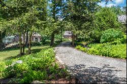 Antique Sturbridge Village Compound is a Unique Property