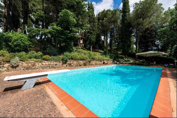 Private Villa for sale in Monteriggioni (Italy)