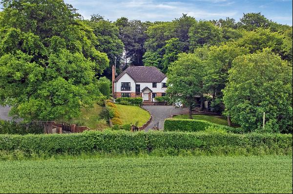 Bottom Lane, Seer Green, Beaconsfield, Buckinghamshire, HP9 2UH