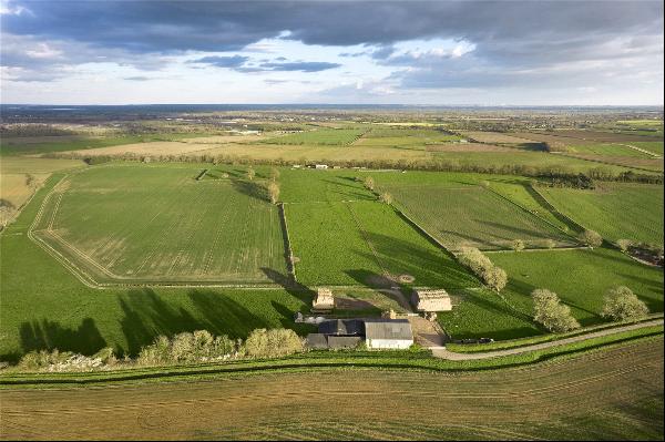 Steeple Chase Farm, Beach Road, Cottenham, Cambridge, CB24 8AP