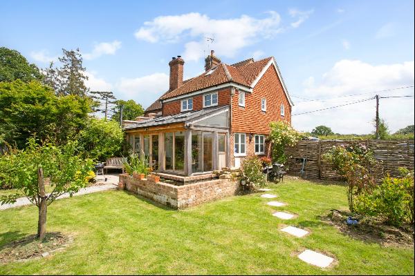 Frittenden Road, Biddenden, Ashford, Kent, TN27 8LG