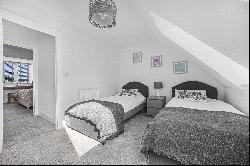 Greenaways, Ebley, Stroud, Gloucestershire, GL5 4FB