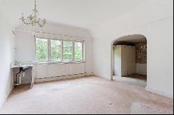 Sandrock Hill Road, Wrecclesham, Farnham, Surrey, GU10 4SX