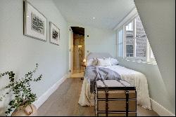 Shaftesbury Villas, Allen Street, London, W8 6UZ