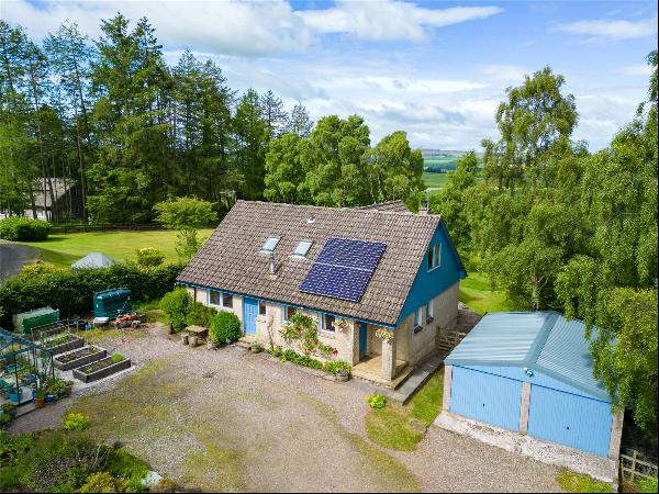 Braeside Lodge, 4 Braeside, Auchterhouse, By Dundee, Angus, DD3 0QQ