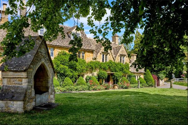 The Square, Lower Slaughter, Cheltenham, Gloucestershire, GL54 2HU