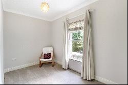 Beaumont Court, 25 Frant Road, Tunbridge Wells, Kent, TN2 5GT