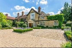 Winter Hill, Cookham Dean, Berkshire, SL6 9TT