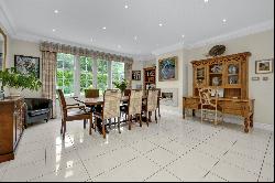 East Road, St George's Hill, Weybridge, Surrey, KT13 0LF