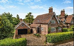 Altrincham Road, Styal, Wilmslow, Cheshire, SK9 4JE